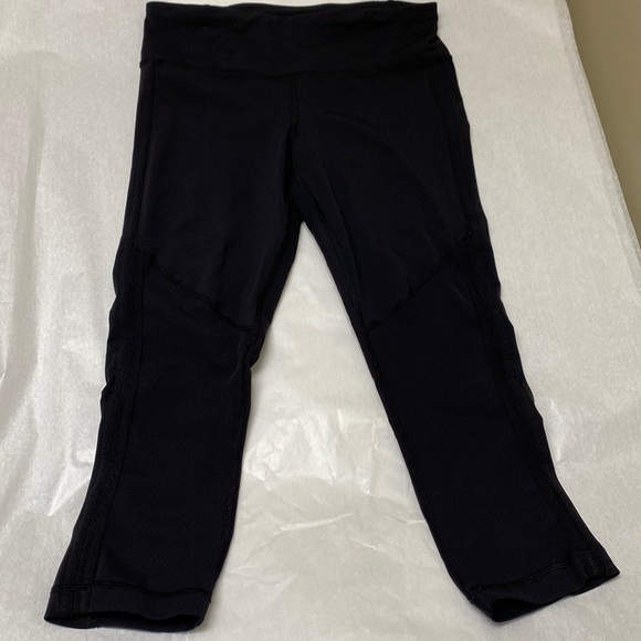 Lululemon Crop Legging➰💕 - Picture 2 of 10